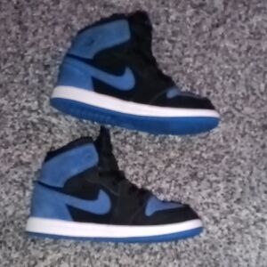 Size 9cKids Jordan1 Blue and Black Sneakers
